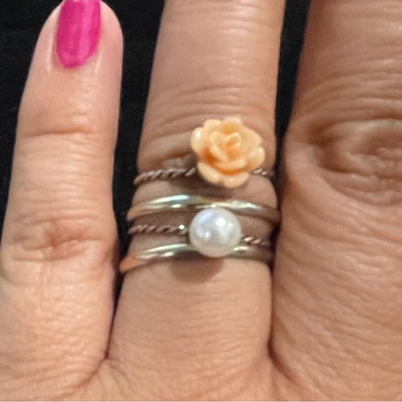 4 Fashionable Syltylish Stackable Rings - Picture 4 of 12